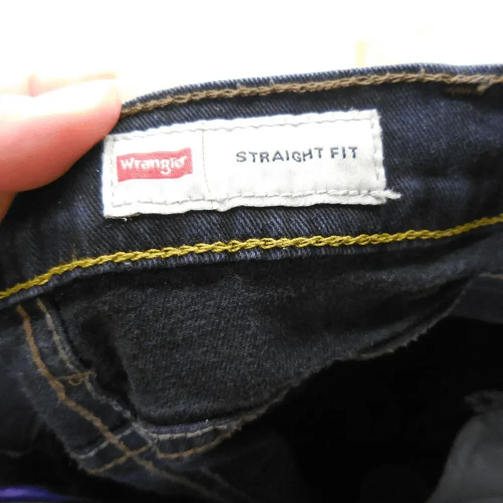 Wrangler Straight Fit Jeans Mens Size 36x32 Blue Dark Wash Lot of  1095STWDH - Picture 8 of 10